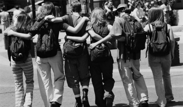 adolescenti-1.jpg